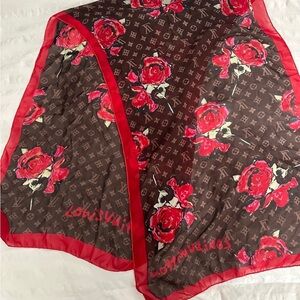 Rare Louis Vuitton 2008 limited edition silk scarf